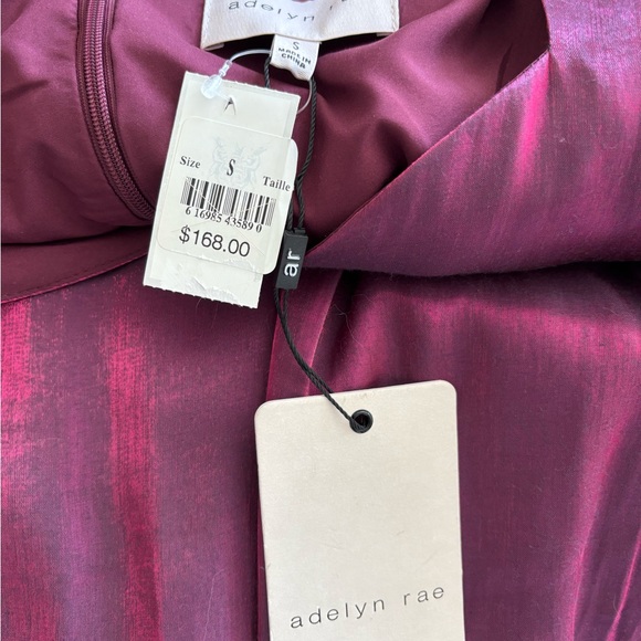 Elegant Burgundy Satin Dress - Picture 6 of 6